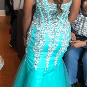 Jovani Prom Dress Sz 4 Like New